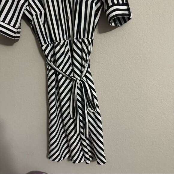 Cato White & Black Stripe Shirtdress Belted Dress Size Small - Picture 5 of 10
